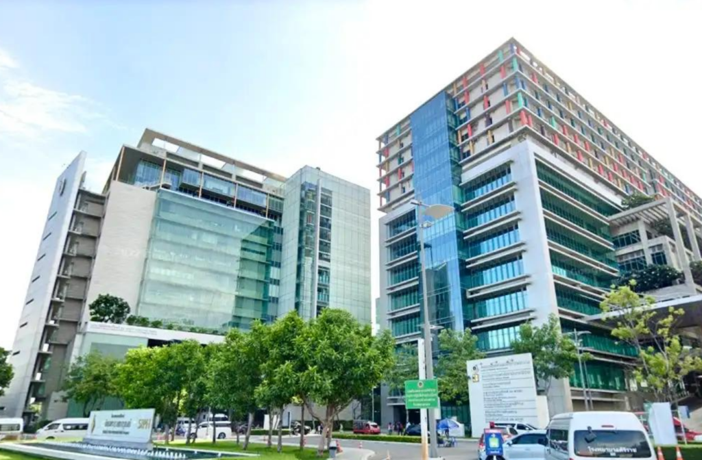 시리랏 삐야마하랏카룬 병원 (Siriraj SiPH)